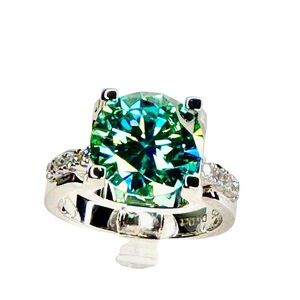 MOISSANITE 5ct CYAN BLUE RING GRA CERTIFIED